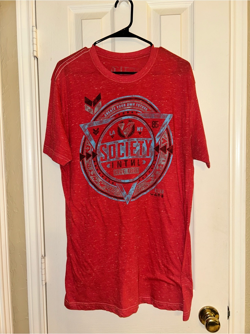 NWOT Society Clothing T-Shirt Men’s Size Extra Large Red Front Graphic